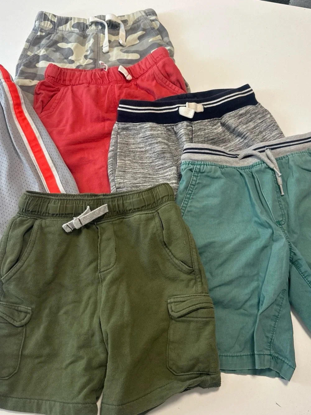 Kids Oshkosh/carters shorts bundle size 6
